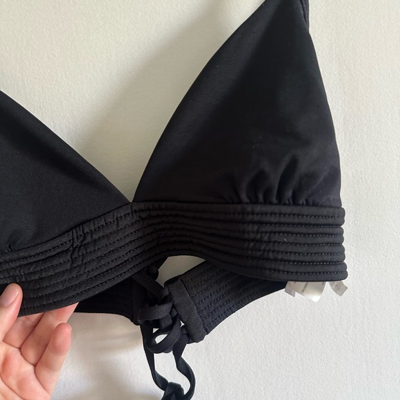 Seafolly Australia Black Quilted Fixed Tri Strappy Bikini Top size 14 EUC - Picture 7 of 12